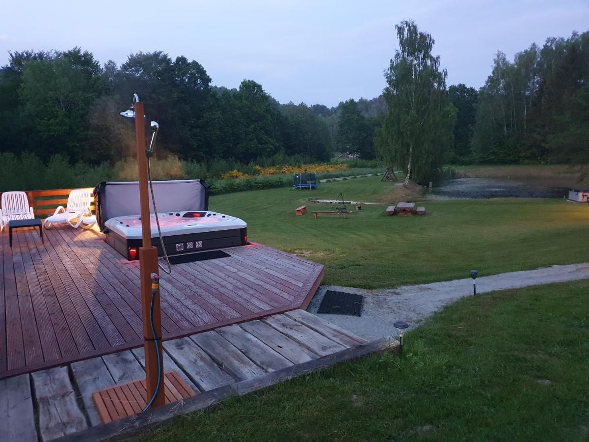 Mana Village - Jacuzzi&Sauna Barlomino Luaran gambar