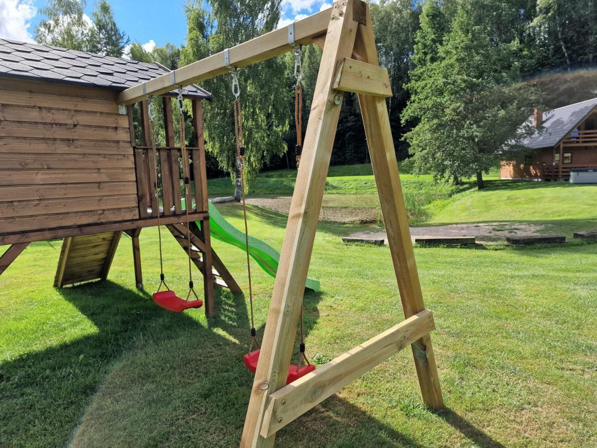 Mana Village - Jacuzzi&Sauna Barlomino Luaran gambar
